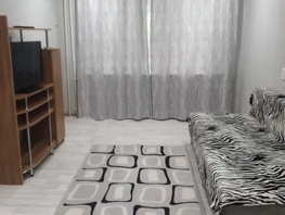 Снять трехкомнатную квартиру Октябрьская ул, 52  м&sup2;, 5700 рублей
