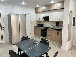 Снять двухкомнатную квартиру 50 лет Октября ул, 65  м&sup2;, 2400 рублей