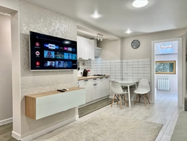 Снять двухкомнатную квартиру Пирогова ул, 38  м&sup2;, 2448 рублей