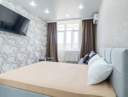 Снять двухкомнатную квартиру Героя Яцкова И.В. ул, 70  м&sup2;, 3500 рублей