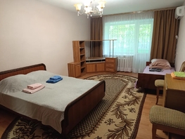 Снять двухкомнатную квартиру Красная ул, 70  м&sup2;, 4000 рублей