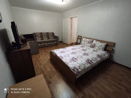 Снять однокомнатную квартиру Героев-Разведчиков ул, 40  м&sup2;, 2500 рублей
