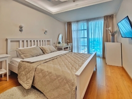 Снять двухкомнатную квартиру Революции пр-кт, 57  м&sup2;, 6466 рублей