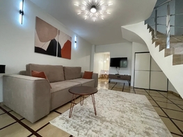 Снять трехкомнатную квартиру Бамбуковая ул, 74  м&sup2;, 11000 рублей
