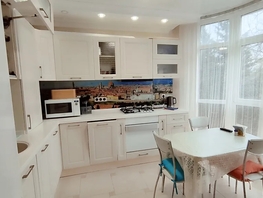 Снять двухкомнатную квартиру Тюльпанов ул, 70  м&sup2;, 6900 рублей