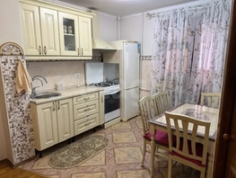 Снять трехкомнатную квартиру Суворова ул, 69  м&sup2;, 40000 рублей