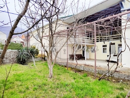 Продается Дом Розы Люксембург ул, 350  м&sup2;, участок 9 сот., 65000000 рублей