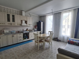 Продается 2-комнатная квартира Изумрудная ул, 65.2  м², 11650000 рублей