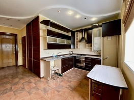 Продается 2-комнатная квартира Осипенко ул, 71 м², 6800000 рублей