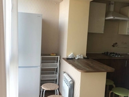 Продается 2-комнатная квартира Героев Медиков ул, 48.4 м², 10300000 рублей
