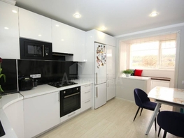 Продается 1-комнатная квартира Катыхина ул, 38  м&sup2;, 8900000 рублей