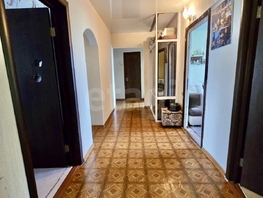 Продается 5-комнатная квартира Юности пр-кт, 113  м&sup2;, 6750000 рублей