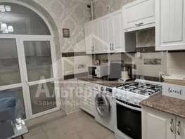 Продается 1-комнатная квартира Декабристов ул, 41.8  м&sup2;, 7900000 рублей