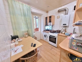 Продается 3-комнатная квартира Героев Медиков ул, 65  м&sup2;, 10000000 рублей