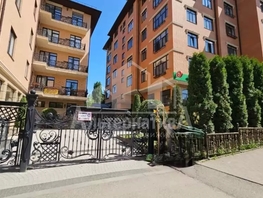 Продается 3-комнатная квартира Дзержинского пр-кт, 102  м&sup2;, 30000000 рублей