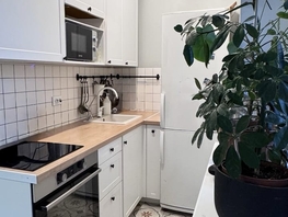 Продается 1-комнатная квартира 2-я Володарского ул, 43  м&sup2;, 5500000 рублей