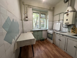 Продается 3-комнатная квартира Вятская ул, 63  м&sup2;, 4050000 рублей
