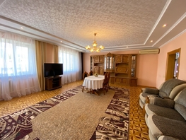Продается Дом Солидарности ул, 280  м&sup2;, участок 2.5 сот., 13500000 рублей