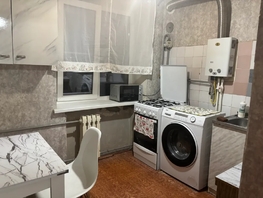 Снять двухкомнатную квартиру 60 лет Октября мкр, 44  м&sup2;, 2500 рублей