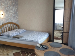 Снять однокомнатную квартиру Думенко ул, 32  м&sup2;, 2450 рублей