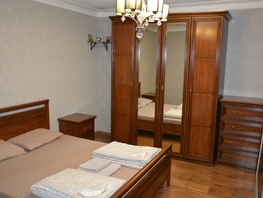 Снять двухкомнатную квартиру Извилистая ул, 70  м&sup2;, 3500 рублей