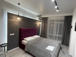 Снять трехкомнатную квартиру Портовая ул, 130  м&sup2;, 7000 рублей