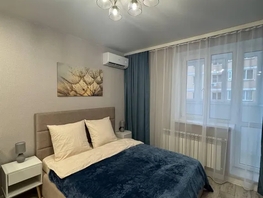Снять однокомнатную квартиру Комарова б-р, 28  м&sup2;, 3100 рублей