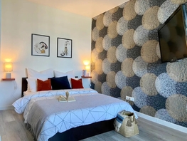 Снять однокомнатную квартиру Газетный пер, 37  м&sup2;, 3660 рублей