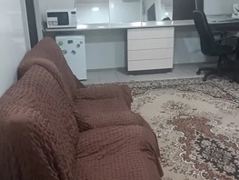 Снять двухкомнатную квартиру Победа Революции пр-кт, 40  м&sup2;, 2600 рублей