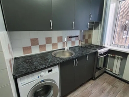 Снять трехкомнатную квартиру Сергея Лазо ул, 63  м&sup2;, 4000 рублей