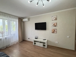 Снять трехкомнатную квартиру Сергея Шило ул, 59  м&sup2;, 10000 рублей
