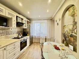 Продается 3-комнатная квартира 40-летия Победы пр-кт, 64  м&sup2;, 7500000 рублей