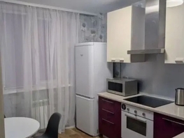 Продается 1-комнатная квартира Платова б-р, 38  м&sup2;, 5200000 рублей