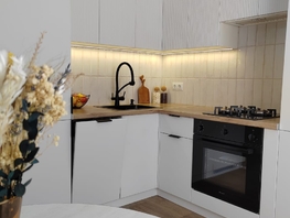 Продается 1-комнатная квартира Берберовская ул, 32.4 м², 6350000 рублей