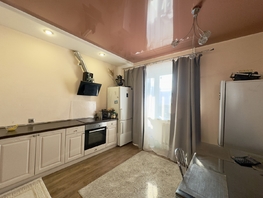 Продается 2-комнатная квартира Платова ул, 58 м², 6400000 рублей