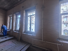 Продается 1-комнатная квартира Серафимовича ул, 123.4  м², 13900000 рублей