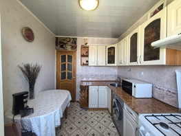 Продается 2-комнатная квартира Дебальцевская ул, 50.3 м², 6200000 рублей