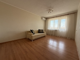 Продается 2-комнатная квартира Днепровский пер, 54.5 м², 5700000 рублей