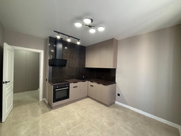 Продается 2-комнатная квартира Комарова б-р, 62  м², 8800000 рублей