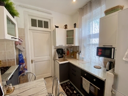 Продается 3-комнатная квартира 25-я линия ул, 60 м², 6300000 рублей
