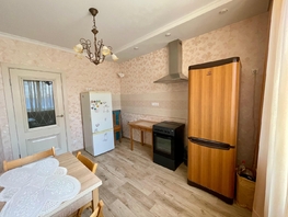 Продается 1-комнатная квартира Батуринская ул, 34 м², 4500000 рублей