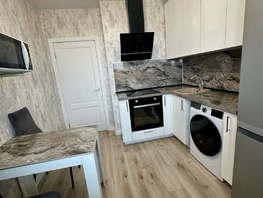 Продается 3-комнатная квартира Батуринская ул, 66  м², 9100000 рублей