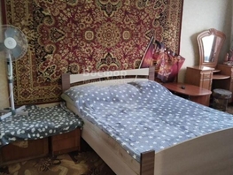 Продается 3-комнатная квартира Октябрьская ул, 63.7  м&sup2;, 6200000 рублей