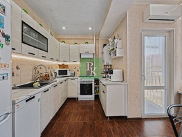 Продается 2-комнатная квартира Александра Маринеско ул, 56.9  м&sup2;, 13500000 рублей