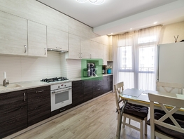 Продается 2-комнатная квартира Челнокова ул, 55.5  м&sup2;, 17750000 рублей