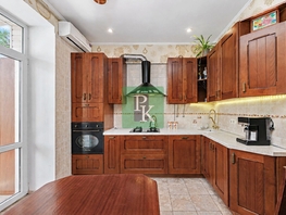 Продается 3-комнатная квартира Генерала Петрова ул, 68.8  м&sup2;, 17950000 рублей
