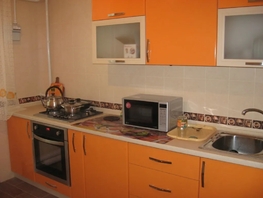 Снять двухкомнатную квартиру 13 Ноября ул, 50  м&sup2;, 2500 рублей