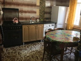 Снять трехкомнатную квартиру Караимская ул, 65  м&sup2;, 6500 рублей