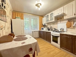 Снять двухкомнатную квартиру Листовничей ул, 60  м&sup2;, 3200 рублей