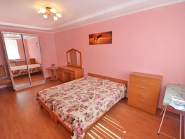Снять трехкомнатную квартиру Долинный пер, 80  м&sup2;, 4600 рублей